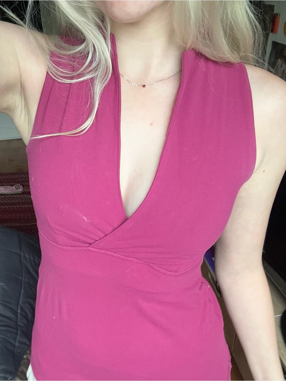 lululemon athletica Sleeveless Deep V Tank in Fuchsia